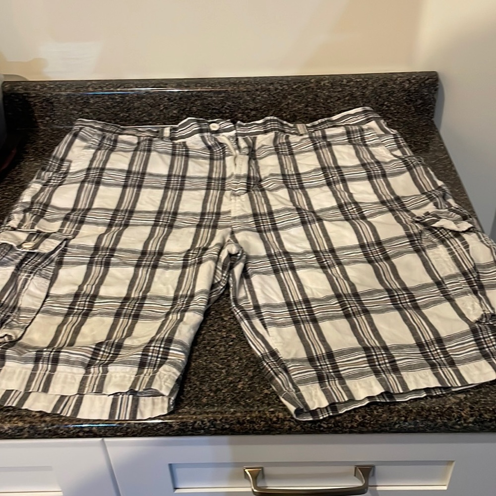 Beverly Hills Polo Club Cargo Shorts Size 44